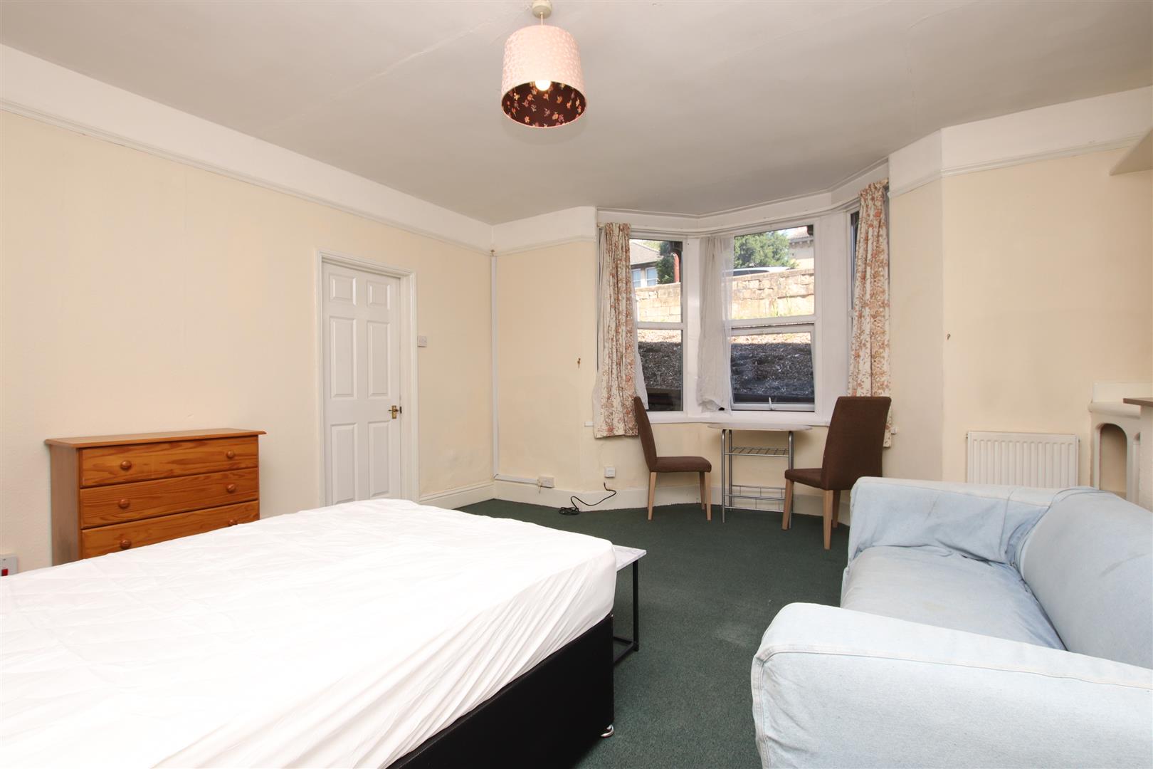Newbridge Road, Bath, BA1